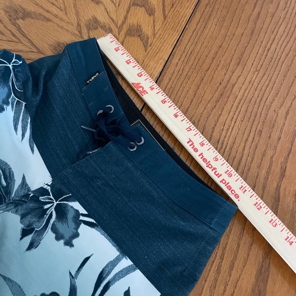 O’Neill Swim Trumk Hyperfreak Boys Sz 22 pre-owned - Picture 4 of 9